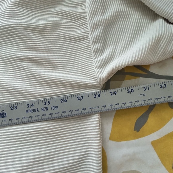 Cable & Gauge Women's Cream Ribbed Blouse - Picture 9 of 14